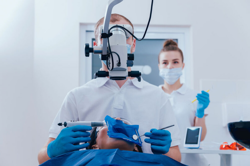 Vitalitätsverlust der Pulpa bei Jugendlichen: regenerative Endodontie besser als Apexifikation?