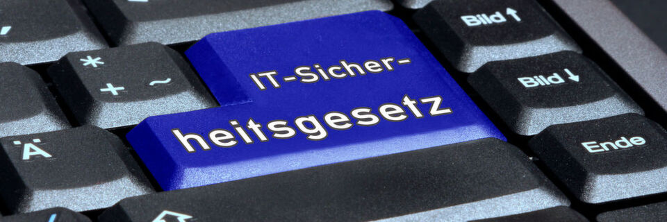 „Im IT-Sicherheitsgesetz lauern versteckte Chancen“, meint René Leitz, Teamleiter Product Development bei G+H Systems in seinem Kommentar. „Im IT-Sicherheitsgesetz lauern versteckte Chancen“, meint René Leitz, Teamleiter Product Development bei G+H Systems in seinem Kommentar.