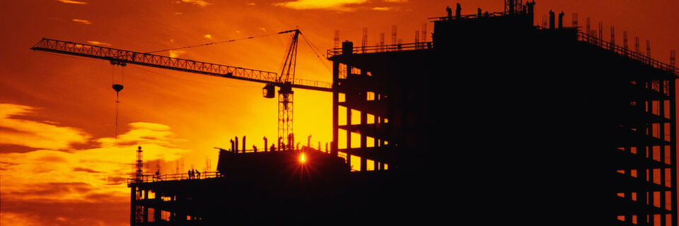 Multi-Instanz-Architekturen setzen aufs gleiche Fundament, trotzdem kann jeder Kunde sein Cloud-Konstrukt selbst bauen und verwalten. Multi-Instanz-Architekturen setzen aufs gleiche Fundament, trotzdem kann jeder Kunde sein Cloud-Konstrukt selbst bauen und verwalten.