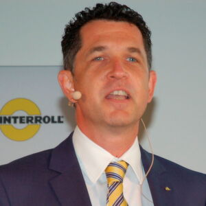 Führte gewohnt souverän durch den Innovation Summit: Jens Karolyi, bei Interroll verantwortlich für Corporate Marketing & Culture. Führte gewohnt souverän durch den Innovation Summit: Jens Karolyi, bei Interroll verantwortlich für Corporate Marketing & Culture.