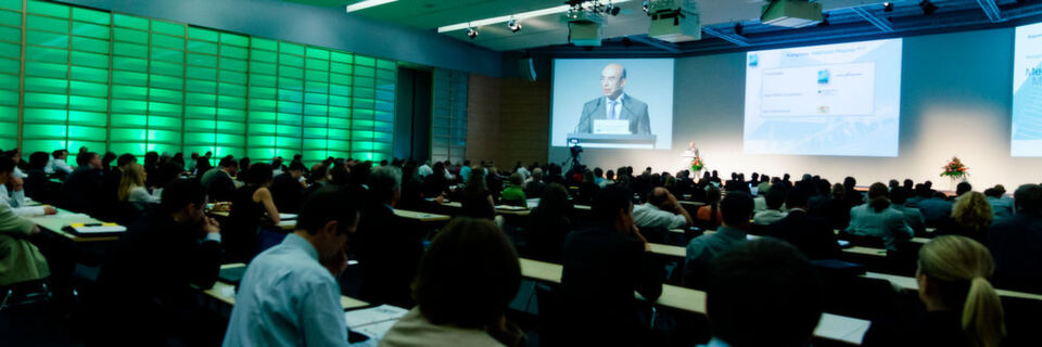 Rund 1.000 Teilnehmer kamen im vergangenen Jahr zu „Medizin Innovativ“. Ab dem Jahr 2017 soll der Kongress zu einer Medizintechnikmesse weiterentwickelt werden. Rund 1.000 Teilnehmer kamen im vergangenen Jahr zu „Medizin Innovativ“. Ab dem Jahr 2017 soll der Kongress zu einer Medizintechnikmesse weiterentwickelt werden.