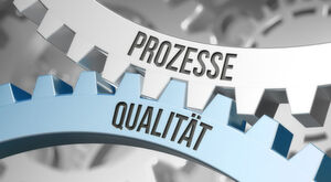 ITSM greift über die IT hinaus und in weit in andere Unternehmensprozesse hinein. ITSM greift über die IT hinaus und in weit in andere Unternehmensprozesse hinein.