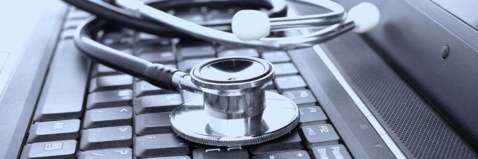 Die Pflege von QM-Systemen in der Medizintechnik lässt sich heute ohne zielgerichtete Softwareunterstützung kaum noch bewältigen. Die Pflege von QM-Systemen in der Medizintechnik lässt sich heute ohne zielgerichtete Softwareunterstützung kaum noch bewältigen.