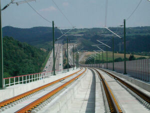 Rail.One entwickelt und produziert das jeweils passende Fahrbahnsystem für den Schienenverkehr. Rail.One entwickelt und produziert das jeweils passende Fahrbahnsystem für den Schienenverkehr.