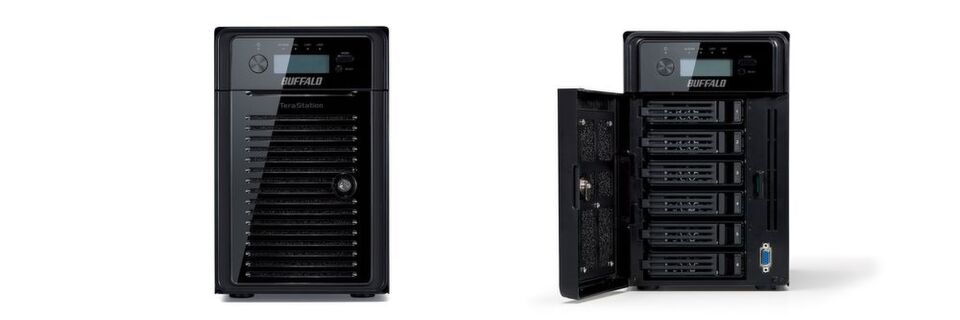 Die Terastation WSH5610DNS2 von Buffalo mit Windows Storage Server bietet ein Hardware-RAID mit RAID-6-Unterstützung. Die Terastation WSH5610DNS2 von Buffalo mit Windows Storage Server bietet ein Hardware-RAID mit RAID-6-Unterstützung.