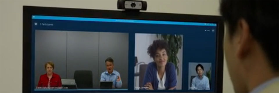 Polycom beschreibt sich selbst als Microsoft Premium Partner und Weltmarktführer im Bereich der Interoperabilität. Polycom beschreibt sich selbst als Microsoft Premium Partner und Weltmarktführer im Bereich der Interoperabilität.