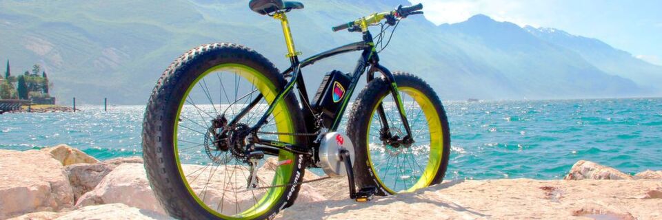 Ein zum E-Bike umgebautes Fat Bike mit einem 750-W-Antrieb. Ein zum E-Bike umgebautes Fat Bike mit einem 750-W-Antrieb.