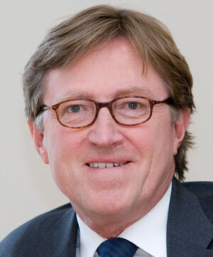 Staffan Revemann ist Inhaber und Geschäftsführer der Beratungsfirma Reveman Energy Consulting sowie der Reveman Energy Academy, Baden-Baden. Staffan Revemann ist Inhaber und Geschäftsführer der Beratungsfirma Reveman Energy Consulting sowie der Reveman Energy Academy, Baden-Baden.
