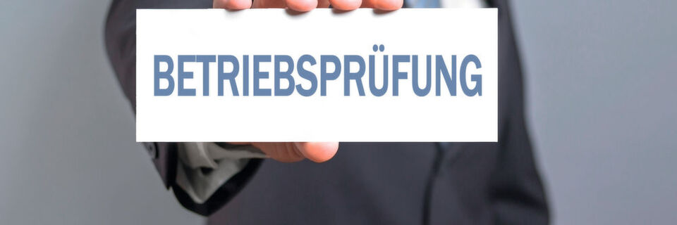 Äußert das Finanzamt oder die Rentenversicherung einen Verdacht auf Scheinselbstständigkeit, kann dies eine Betriebsprüfung für den Selbstständigen bedeuten. Äußert das Finanzamt oder die Rentenversicherung einen Verdacht auf Scheinselbstständigkeit, kann dies eine Betriebsprüfung für den Selbstständigen bedeuten.