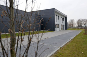 Das Datacenter Rhein-Neckar von Pfalzkom | Manet darf das Prüfzeichen "Geprüftes Rechenzentrum hochverfügbar Stufe 3 tekPlus erweitert" tragen. Das Datacenter Rhein-Neckar von Pfalzkom | Manet darf das Prüfzeichen "Geprüftes Rechenzentrum hochverfügbar Stufe 3 tekPlus erweitert" tragen.