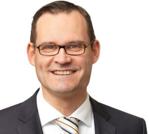 Jens Beier, Business Unit Manager SAP Solutions & Technology bei Fritz & Macziol, erklärt ein zu unrecht verdrängtes IT-Aufgabengebiet: die Middleware. Jens Beier, Business Unit Manager SAP Solutions & Technology bei Fritz & Macziol, erklärt ein zu unrecht verdrängtes IT-Aufgabengebiet: die Middleware.