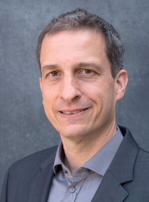 Jan Wender, Teamleiter HPC Presales und Benchmarks bei Atos: „Die passenden HPC-Installationen erhöhen die Flexibilität von Unternehmen und helfen, sich im globalen Wettbewerb leichter zu behaupten.“ Jan Wender, Teamleiter HPC Presales und Benchmarks bei Atos: „Die passenden HPC-Installationen erhöhen die Flexibilität von Unternehmen und helfen, sich im globalen Wettbewerb leichter zu behaupten.“