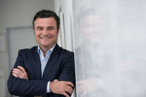 „Ist die Kundendatenqualität schlecht, ist der Geschäftserfolg gefährdet“, so Holger Stelz, Director Marketing & Business Development bei der Uniserv GmbH. „Ist die Kundendatenqualität schlecht, ist der Geschäftserfolg gefährdet“, so Holger Stelz, Director Marketing & Business Development bei der Uniserv GmbH.