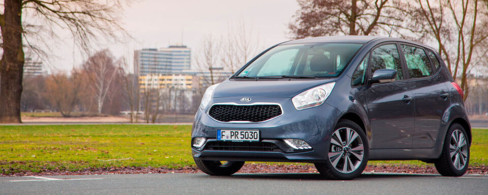 Der Kia Venga ist in der zweiten Modellgeneration erhältlich. Vor allem das Design und Motorisierung haben sich verändert. Der Kia Venga ist in der zweiten Modellgeneration erhältlich. Vor allem das Design und Motorisierung haben sich verändert.