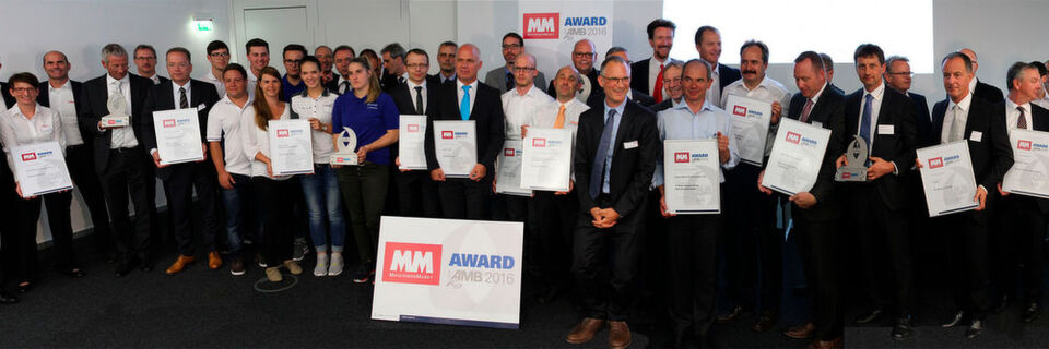Die große Runde der Sieger: Sowohl die Nominierten als auch die Gewinner des MM-Award zur AMB feierten am ersten Messeabend. Die große Runde der Sieger: Sowohl die Nominierten als auch die Gewinner des MM-Award zur AMB feierten am ersten Messeabend.