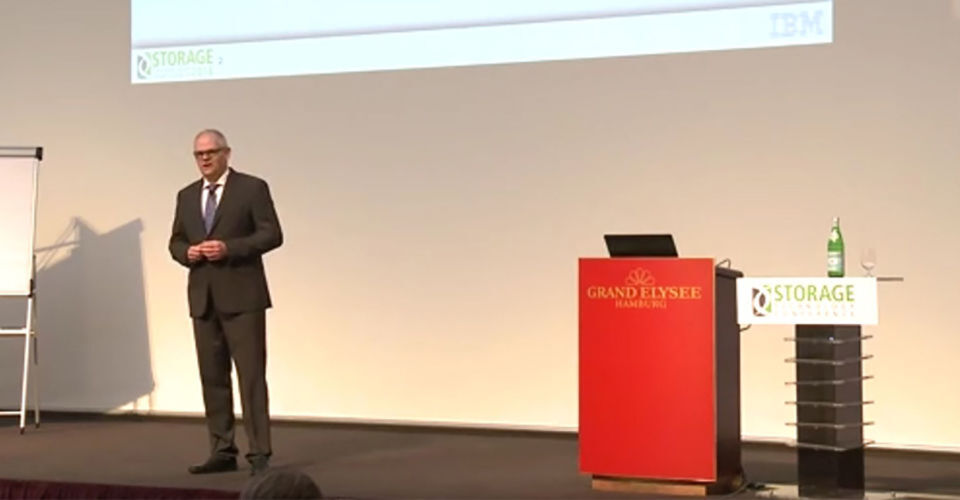 Dr. Axel Koester, Executive IT Specialist bei IBM. Dr. Axel Koester, Executive IT Specialist bei IBM.