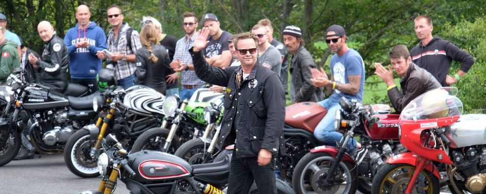 Beim Custom-Wettbewerb „Essenza“ treten große Motorradmarken gegen kleine Custombike-Schmieden an. Beim Custom-Wettbewerb „Essenza“ treten große Motorradmarken gegen kleine Custombike-Schmieden an.