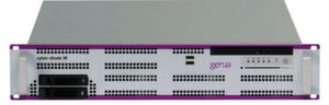 Die Cyber-Diode M erreicht einen Datendurchsatz von bis zu drei Gbit/s und kann für Einbahn-Transfers großer Datenmengen eingesetzt werden. Die Cyber-Diode M erreicht einen Datendurchsatz von bis zu drei Gbit/s und kann für Einbahn-Transfers großer Datenmengen eingesetzt werden.
