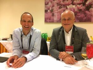 (von links) Werner Knoblich, Senior Vice President und Genral Manager EMEA mit Rainer Liedtke, Senior Director Sales und Country Manager Deutschland und Österreich im Interview. (von links) Werner Knoblich, Senior Vice President und Genral Manager EMEA mit Rainer Liedtke, Senior Director Sales und Country Manager Deutschland und Österreich im Interview.