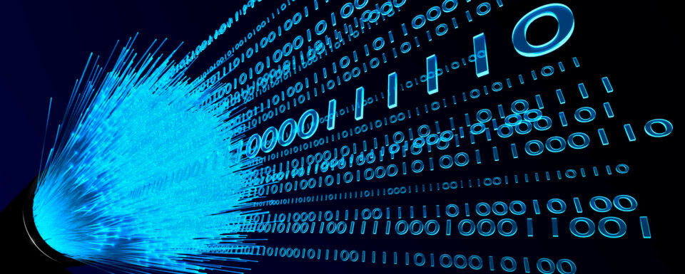 Der Umstieg für den Datentransport über Lichtleiter in der Server- und Storageindustrie ist auf Grund der steigenden Datenmassen und der niedrigeren Latenzzeiten wohl nicht mehr aufzuhalten. Der Umstieg für den Datentransport über Lichtleiter in der Server- und Storageindustrie ist auf Grund der steigenden Datenmassen und der niedrigeren Latenzzeiten wohl nicht mehr aufzuhalten.