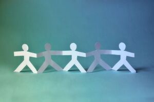 Die wichtigste Aufgabe, wenn es um Mergers and Acquisitions (M&A) geht, ist die Zusammenführung. Nicht nur Kennzahlen müssen zusammen passen, sondern auch die Kultur und der Faktor „Mensch“ müssen integriert werden. Die wichtigste Aufgabe, wenn es um Mergers and Acquisitions (M&A) geht, ist die Zusammenführung. Nicht nur Kennzahlen müssen zusammen passen, sondern auch die Kultur und der Faktor „Mensch“ müssen integriert werden.