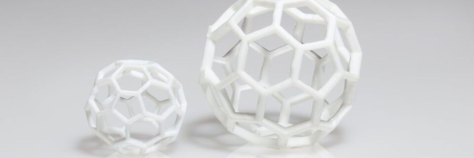 Mögliche Artikel für den 3D-Druck sind Print-on-Demand Lösungen für Ersatzteile und Sonderbauteile mit komplexer Geometrie. Die neue Technologie von 3M ist vor allem für PTFE interessant. Mögliche Artikel für den 3D-Druck sind Print-on-Demand Lösungen für Ersatzteile und Sonderbauteile mit komplexer Geometrie. Die neue Technologie von 3M ist vor allem für PTFE interessant.