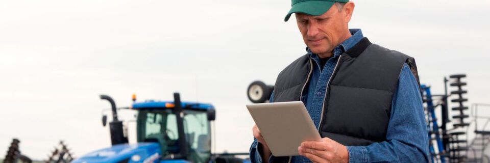 Die Anzahl der vernetzten Geräte und Systeme ist drastisch gestiegen. Ein Landwirtschaftsbetrieb kann heutzutage beispielsweise ein komplexes IoT-System mit enormen Datenflüssen und Sicherheitsrisiken sein. Die Anzahl der vernetzten Geräte und Systeme ist drastisch gestiegen. Ein Landwirtschaftsbetrieb kann heutzutage beispielsweise ein komplexes IoT-System mit enormen Datenflüssen und Sicherheitsrisiken sein.