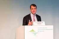 Der Biotech-Pionier und Neurobiologe Friedrich von Bohlen und Halbach referierte zum Thema Big Data Der Biotech-Pionier und Neurobiologe Friedrich von Bohlen und Halbach referierte zum Thema Big Data