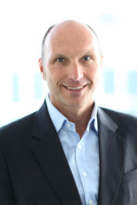 Rainer Downar ist Executive Vice President Central Europe bei der Sage Group plc. Rainer Downar ist Executive Vice President Central Europe bei der Sage Group plc.