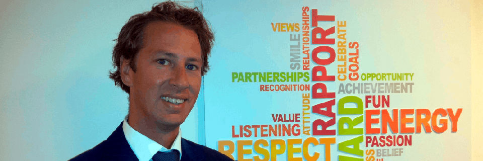 Der Autor: Luuk Houtepen ist Director Business Development (DACH) bei der SThree GmbH. Die Unternehmensgruppe ist spezialisiert auf Personalvermittlung in den Branchen IT, Technik, Telekommunikation, Pharma, Medizintechnik, Gesundheit, Banken und Finanzen. Der Autor: Luuk Houtepen ist Director Business Development (DACH) bei der SThree GmbH. Die Unternehmensgruppe ist spezialisiert auf Personalvermittlung in den Branchen IT, Technik, Telekommunikation, Pharma, Medizintechnik, Gesundheit, Banken und Finanzen.