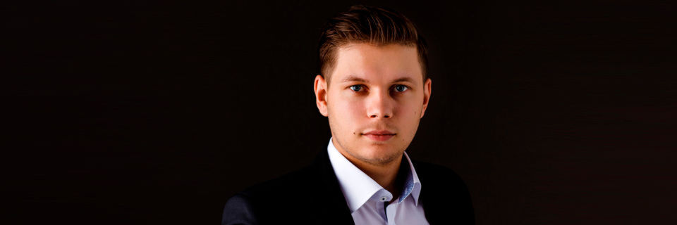 Der Autor: Jakob Gerzen ist Chief Digital Officer der 7Analyse GmbH Der Autor: Jakob Gerzen ist Chief Digital Officer der 7Analyse GmbH