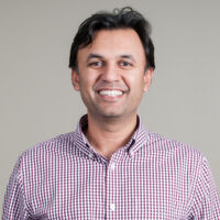 Sanjay Castelino ist Vice President Marketing bei Spiceworks, einem sozialen Netzwerk, auf dem sich Millionen von IT-Profis und mehrere tausend Technologiehersteller kostenlos miteinander vernetzen. Sanjay Castelino ist Vice President Marketing bei Spiceworks, einem sozialen Netzwerk, auf dem sich Millionen von IT-Profis und mehrere tausend Technologiehersteller kostenlos miteinander vernetzen.