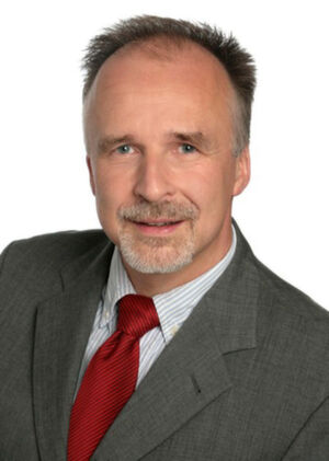 Joachim Faulhaber ist stellvertretender Bereichsleiter IT Infrastructure bei TÜV Informationstechnik GmbH (TÜViT) Joachim Faulhaber ist stellvertretender Bereichsleiter IT Infrastructure bei TÜV Informationstechnik GmbH (TÜViT)