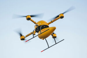 Bis zur Insel Juist legt der Paketkopter rund zwölf Kilometer für einen Weg zurück. Der Flug findet dabei vollständig autonom statt, also ohne Eingreifen eines Piloten. Bis zur Insel Juist legt der Paketkopter rund zwölf Kilometer für einen Weg zurück. Der Flug findet dabei vollständig autonom statt, also ohne Eingreifen eines Piloten.