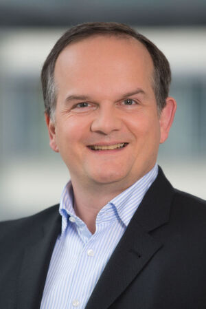 Erwin Breneis, Datacenter Produkt Specialistin der Region INSBU bei Cisco Systems, erläutert, was "ACI" ist und kann. Erwin Breneis, Datacenter Produkt Specialistin der Region INSBU bei Cisco Systems, erläutert, was "ACI" ist und kann.