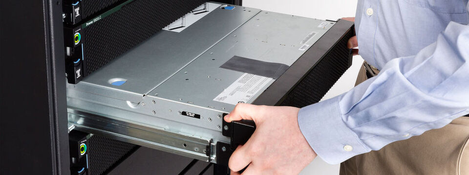 Die Power-Architektur von IBM zielt auf datenintensive Analytics-Anwendungen. Open-Power-Server, die unter Linux laufen, liegen preislich sehr nahe bei Intel-Servern. Die Power-Architektur von IBM zielt auf datenintensive Analytics-Anwendungen. Open-Power-Server, die unter Linux laufen, liegen preislich sehr nahe bei Intel-Servern.