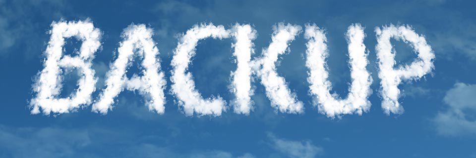 Cloud-Backups sind von jedem mobilen Gerät aus jederzeit und von jedem Ort durchführbar, man benötigt lediglich einen Internetzugang. Cloud-Backups sind von jedem mobilen Gerät aus jederzeit und von jedem Ort durchführbar, man benötigt lediglich einen Internetzugang.