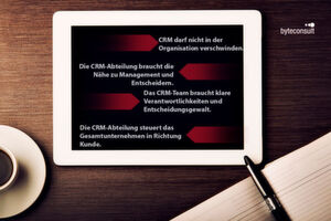 Die Take-aways des Artikels für Sie zusammengefasst: CRM darf nicht als Funktion in der Organisation verschwinden, sondern braucht die Nähe zu Management und Entscheidern. Das CRM-Team braucht klare Verantwortlichkeiten und Entscheidungsgewalt. Die CRM-Abteilung steuert das Gesamtunternehmen in Richtung Kunde. Die Take-aways des Artikels für Sie zusammengefasst: CRM darf nicht als Funktion in der Organisation verschwinden, sondern braucht die Nähe zu Management und Entscheidern. Das CRM-Team braucht klare Verantwortlichkeiten und Entscheidungsgewalt. Die CRM-Abteilung steuert das Gesamtunternehmen in Richtung Kunde.