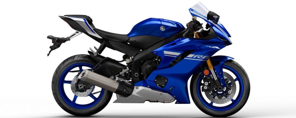 Für 2017 hat die Yamaha YZF-R6 ein optisches und technisches Update bekommen. Für 2017 hat die Yamaha YZF-R6 ein optisches und technisches Update bekommen.