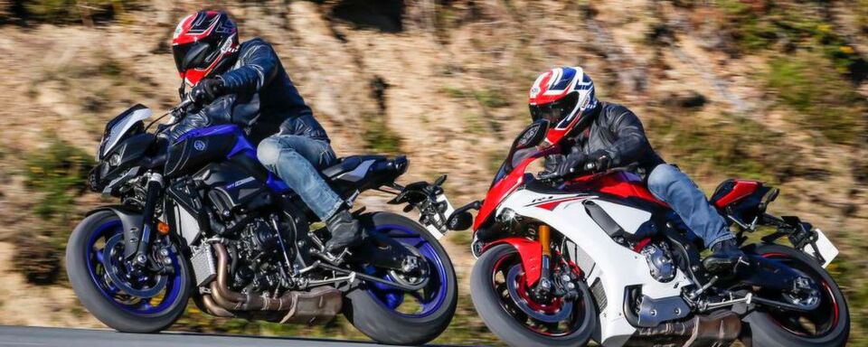 Der neue Sportmotorradreifen Michelin Power RS bietet in seiner Klasse sehr gute Performance, wenn es um Grip, Stabilität sowie sportliches Handling auf trockener Fahrbahn geht. Der neue Sportmotorradreifen Michelin Power RS bietet in seiner Klasse sehr gute Performance, wenn es um Grip, Stabilität sowie sportliches Handling auf trockener Fahrbahn geht.