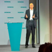 In „Elektrifizierung, Automatisierung und Digitalisierung“ liege die Zukunft von Siemens, verkündete der neue Siemens-CTO Roland Busch. In „Elektrifizierung, Automatisierung und Digitalisierung“ liege die Zukunft von Siemens, verkündete der neue Siemens-CTO Roland Busch.
