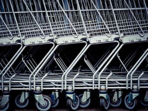 Mit Amazon Business geht der Online-Gigant nun auch Geschäftskunden an. Über Amazon Business sollen Unternehmen wie Restaurants, Büros, Handwerkerfirmen oder Labore Bestellungen aufgeben – die Plattform bietet mehr als 100 Millionen Produkte. Höchste Zeit für B2B-Unternehmen, den digitalen Vertrieb anzugehen! Mit Amazon Business geht der Online-Gigant nun auch Geschäftskunden an. Über Amazon Business sollen Unternehmen wie Restaurants, Büros, Handwerkerfirmen oder Labore Bestellungen aufgeben – die Plattform bietet mehr als 100 Millionen Produkte. Höchste Zeit für B2B-Unternehmen, den digitalen Vertrieb anzugehen!