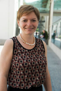 Ramona Kaden ist Geschäftsführerin der Star Publishing GmbH sowie der Star Distribution GmbH. Seit Gründung des Verbandes im April 2010 ist sie im Vorstand des bvik. Ramona Kaden ist Geschäftsführerin der Star Publishing GmbH sowie der Star Distribution GmbH. Seit Gründung des Verbandes im April 2010 ist sie im Vorstand des bvik.