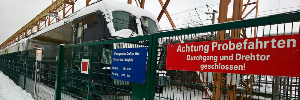 Siemens stellt in München-Allach jährlich rund 120 Diesel- und Elektro-Loks her, die an Bahnbetreiber in aller Welt gehen. Siemens stellt in München-Allach jährlich rund 120 Diesel- und Elektro-Loks her, die an Bahnbetreiber in aller Welt gehen.