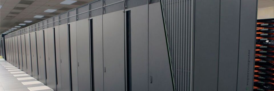 Mit ein bisschen Aufwand kann DevOps auch im Mainframe-Umfeld einen agilen Rahmen schaffen. Mit ein bisschen Aufwand kann DevOps auch im Mainframe-Umfeld einen agilen Rahmen schaffen.