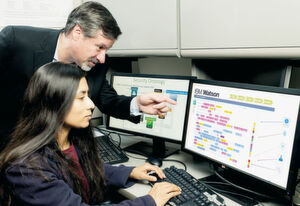 In Kooperation mit acht US-amerikanischen Universitäten startete IBM Security ein Pilotprojekt, um das kognitive System IBM Watson fit für die Cyberabwehr zu machen. Ziel ist es, Unternehmen bei Analyse, Auswertung sowie Monitoring von Cybergefahren zu unterstützen. Darüber hinaus soll Watson im Fall eines Angriffs auch Empfehlungen für die jeweils passende Sicherheitsstrategie geben. In Kooperation mit acht US-amerikanischen Universitäten startete IBM Security ein Pilotprojekt, um das kognitive System IBM Watson fit für die Cyberabwehr zu machen. Ziel ist es, Unternehmen bei Analyse, Auswertung sowie Monitoring von Cybergefahren zu unterstützen. Darüber hinaus soll Watson im Fall eines Angriffs auch Empfehlungen für die jeweils passende Sicherheitsstrategie geben.