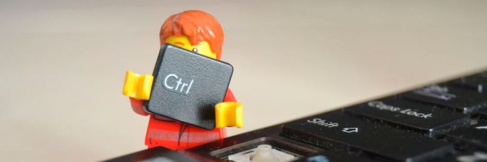 Nur wer volle Kontrolle über die eingesetzten Programmierschnittstellen hat, kann auch wirklich von ihnen profitieren. Nur wer volle Kontrolle über die eingesetzten Programmierschnittstellen hat, kann auch wirklich von ihnen profitieren.
