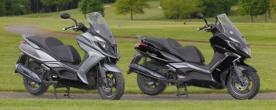 Euro 4 und kein bisschen teurer. Im Gegenteil. Zum Saisonstart winken attraktive Einstiegspreise für Kymcos Modelle New Downtown 125i und 350i ABS. Euro 4 und kein bisschen teurer. Im Gegenteil. Zum Saisonstart winken attraktive Einstiegspreise für Kymcos Modelle New Downtown 125i und 350i ABS.