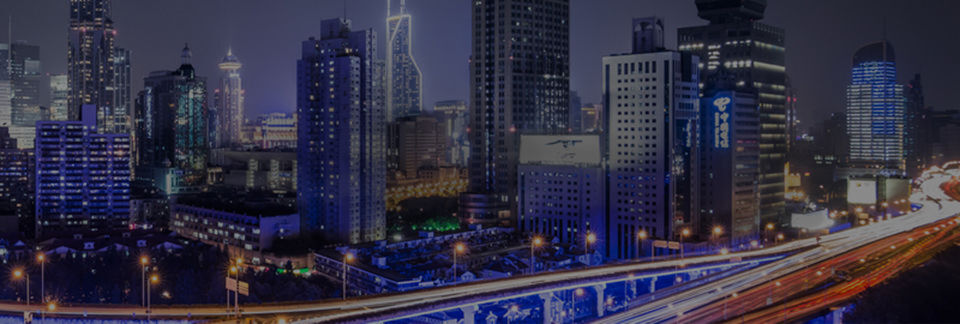 Anwender müssen verteilte Systeme aus Containern, Big-Data-Diensten und weiteren Technologien betreiben, die sowohl im eigenen Rechenzentrum als auch in der Cloud zuhause sind. Mesosphere und HPE wollen dafür eine Plattform bieten. Anwender müssen verteilte Systeme aus Containern, Big-Data-Diensten und weiteren Technologien betreiben, die sowohl im eigenen Rechenzentrum als auch in der Cloud zuhause sind. Mesosphere und HPE wollen dafür eine Plattform bieten.