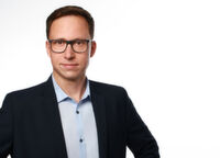 Bert Bröske ist Marketing Director Northern Europe bei Oracle Marketing Cloud und Experte für datengetriebenes Marketing. Bert Bröske ist Marketing Director Northern Europe bei Oracle Marketing Cloud und Experte für datengetriebenes Marketing.